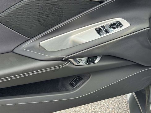 Used 2024 Chevrolet Corvette Stingray Coupe w/ Z51 Performance Package image 17