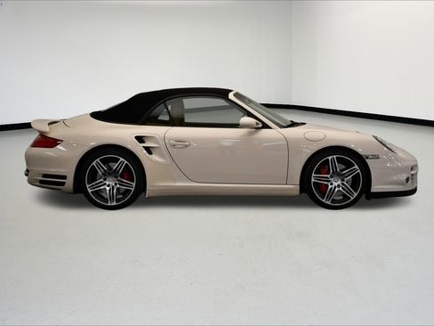 Used 2009 Porsche 911 Turbo image 8
