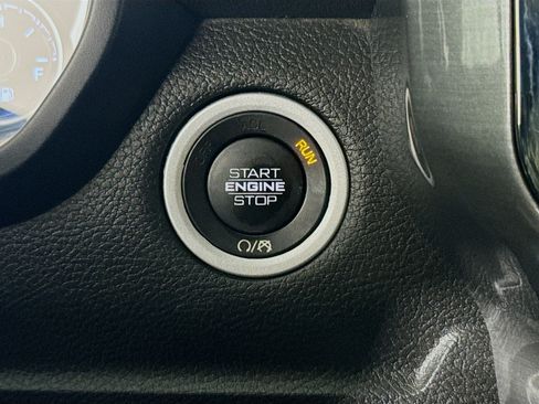 Used 2022 RAM 1500 Big Horn RWD image 19
