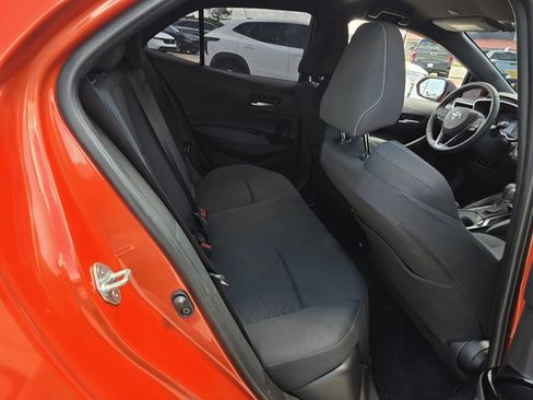 Used 2025 Toyota Corolla SE FWD image 18