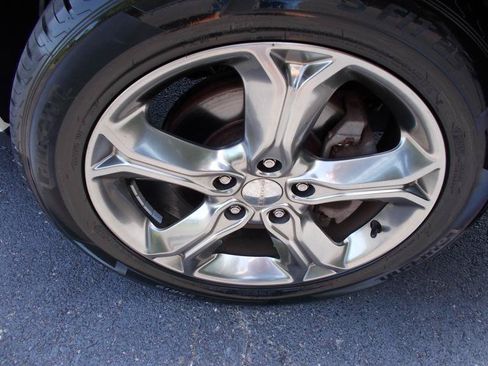 Used 2017 Dodge Journey Crossroad w/ Popular Equipment Group FWD image 17