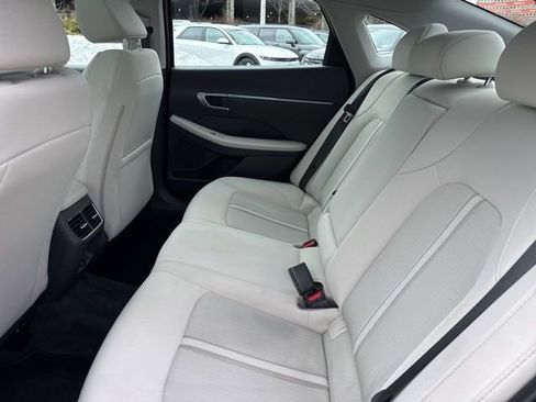 Certified 2023 Hyundai Sonata SEL w/ Convenience Package image 21