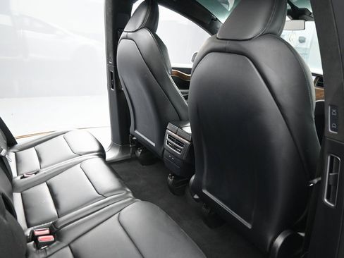Used 2020 Tesla Model X Long Range image 35