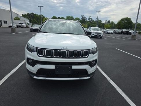 Used 2024 Jeep Compass Limited AWD/4WD image 16