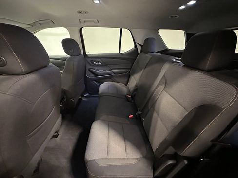 Used 2019 Chevrolet Traverse LS FWD image 18