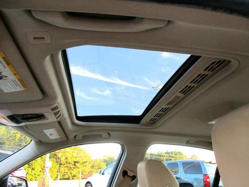 Used 2015 BMW 320i Sedan image 14