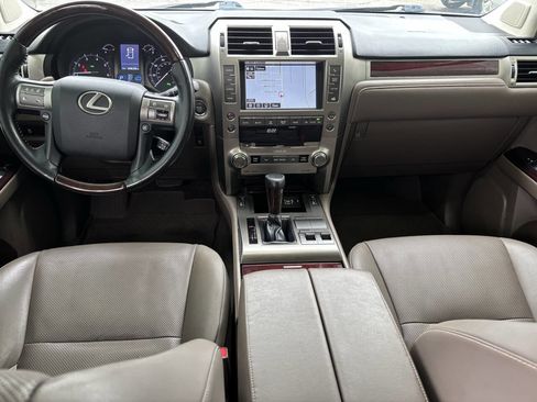 Used 2019 Lexus GX 460 Premium image 13