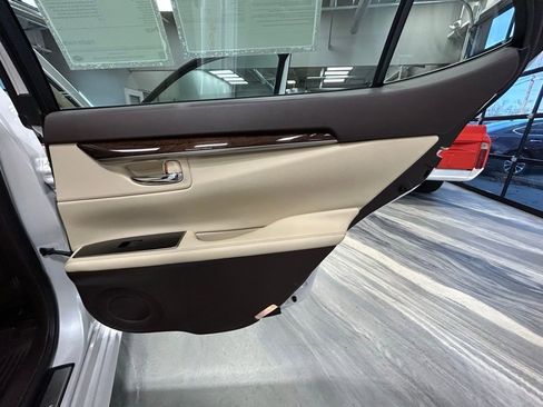 Used 2017 Lexus ES 350 image 43