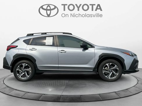 Used 2024 Subaru Crosstrek 2.0i Premium AWD/4WD image 6