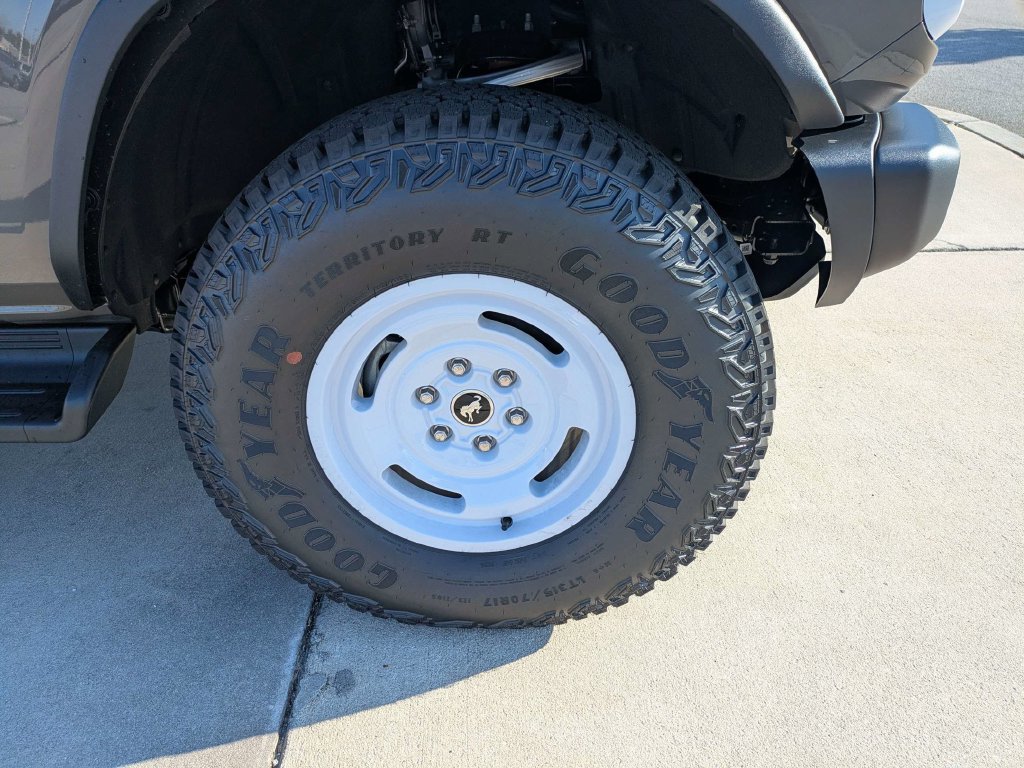 New 2026 Ford Bronco Heritage Edition AWD/4WD image 10
