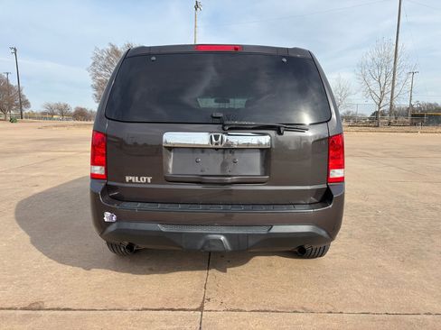 Used 2015 Honda Pilot LX image 23