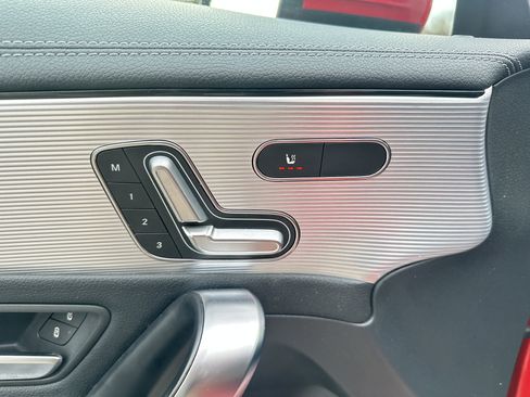 Used 2020 Mercedes-Benz CLA 250 4MATIC image 24