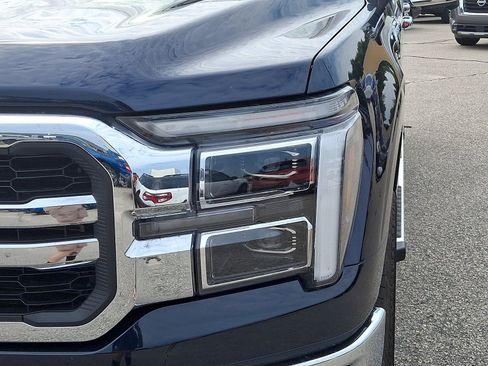 Certified 2025 Ford F150 Lariat w/ Equipment Group 501A Mid AWD/4WD image 9