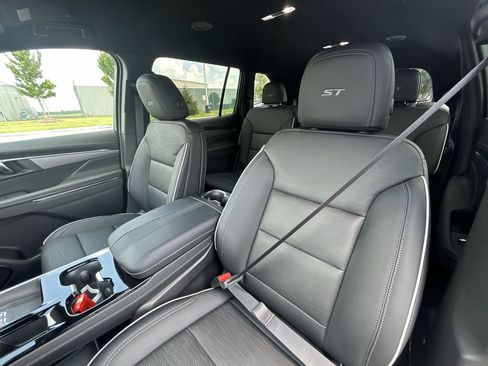 New 2026 Buick Enclave Sport Touring w/ Super Cruise Package image 21