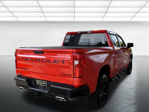 Used 2021 Chevrolet Silverado 1500 Custom Trail Boss w/ LPO, Dark Essentials Package AWD/4WD image 8