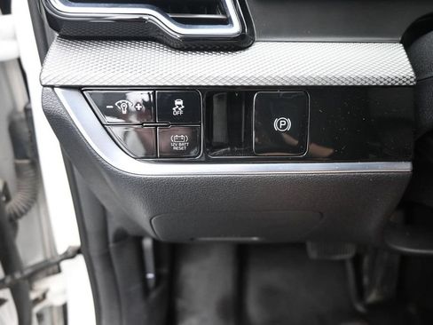 Certified 2023 Kia Sportage LX AWD/4WD image 30