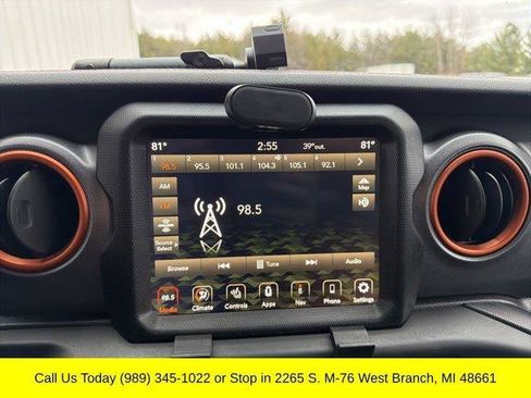 Used 2023 Jeep Gladiator Mojave w/ Cold Weather Group AWD/4WD image 24