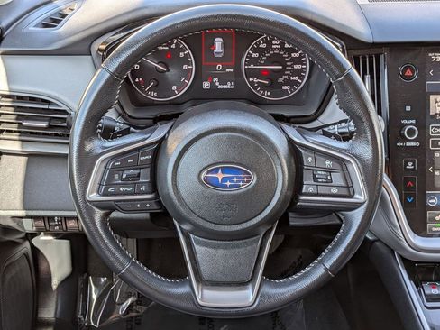 Used 2025 Subaru Outback Premium AWD/4WD image 23