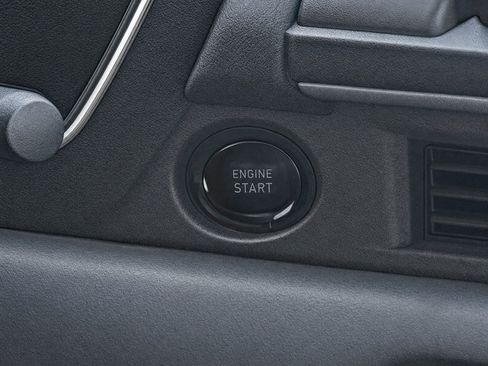 Used 2025 Honda Pilot Touring image 13