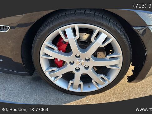 Used 2014 Maserati GranTurismo MC image 11