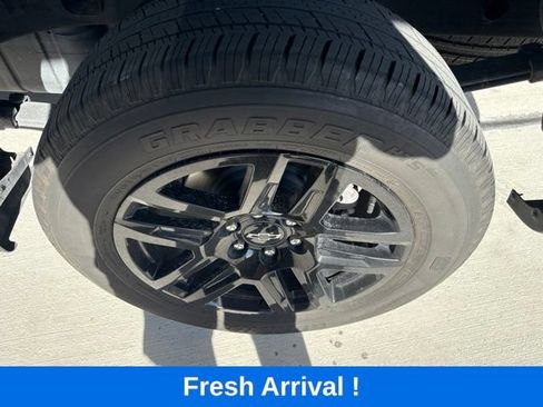 Used 2023 Chevrolet Silverado 1500 RST w/ Convenience Package II RWD image 19