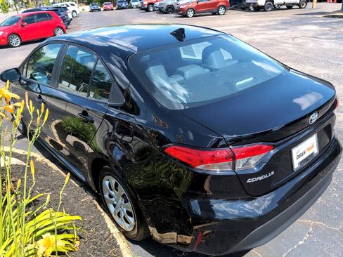 Used 2024 Toyota Corolla LE image 5