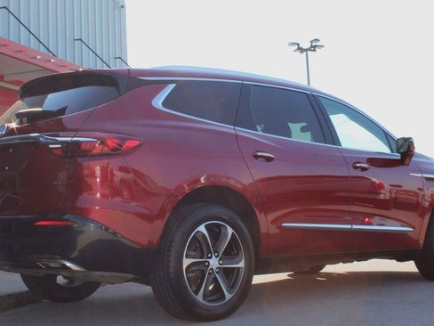 Used 2021 Buick Enclave Essence w/ Sport Touring Edition AWD/4WD image 4