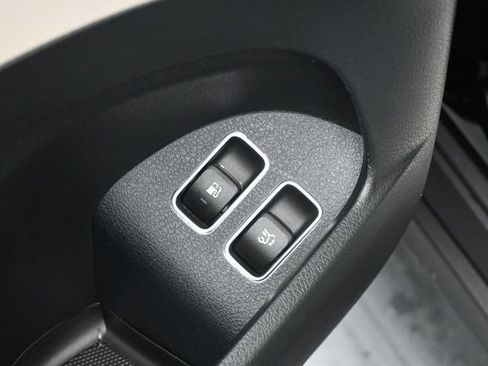 New 2025 Mercedes-Benz GLE 450e 4MATIC image 21
