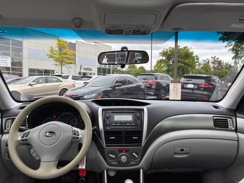 Used 2013 Subaru Forester 2.5X Premium AWD/4WD image 18