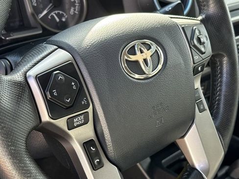 Used 2019 Toyota Tacoma SR5 RWD image 29