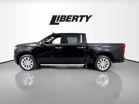 Used 2021 Chevrolet Silverado 1500 High Country w/ Technology Package image 4