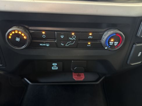 Used 2023 Ford F150 XLT image 27