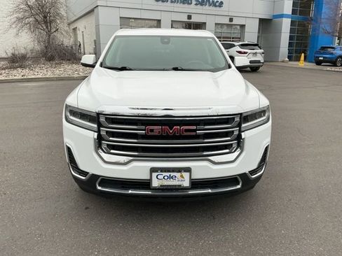 Used 2023 GMC Acadia SLE image 4