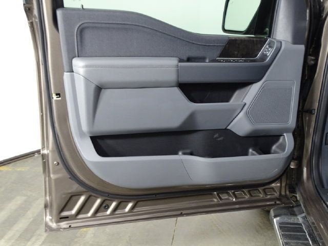 Used 2022 Ford F150 Lariat AWD/4WD image 14
