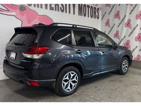 Used 2019 Subaru Forester Premium w/ All-Weather Package image 11