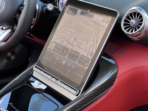 Used 2024 Mercedes-Benz SL 63 AMG S e Performance 4MATIC w/ Manufactur Interior Package image 38