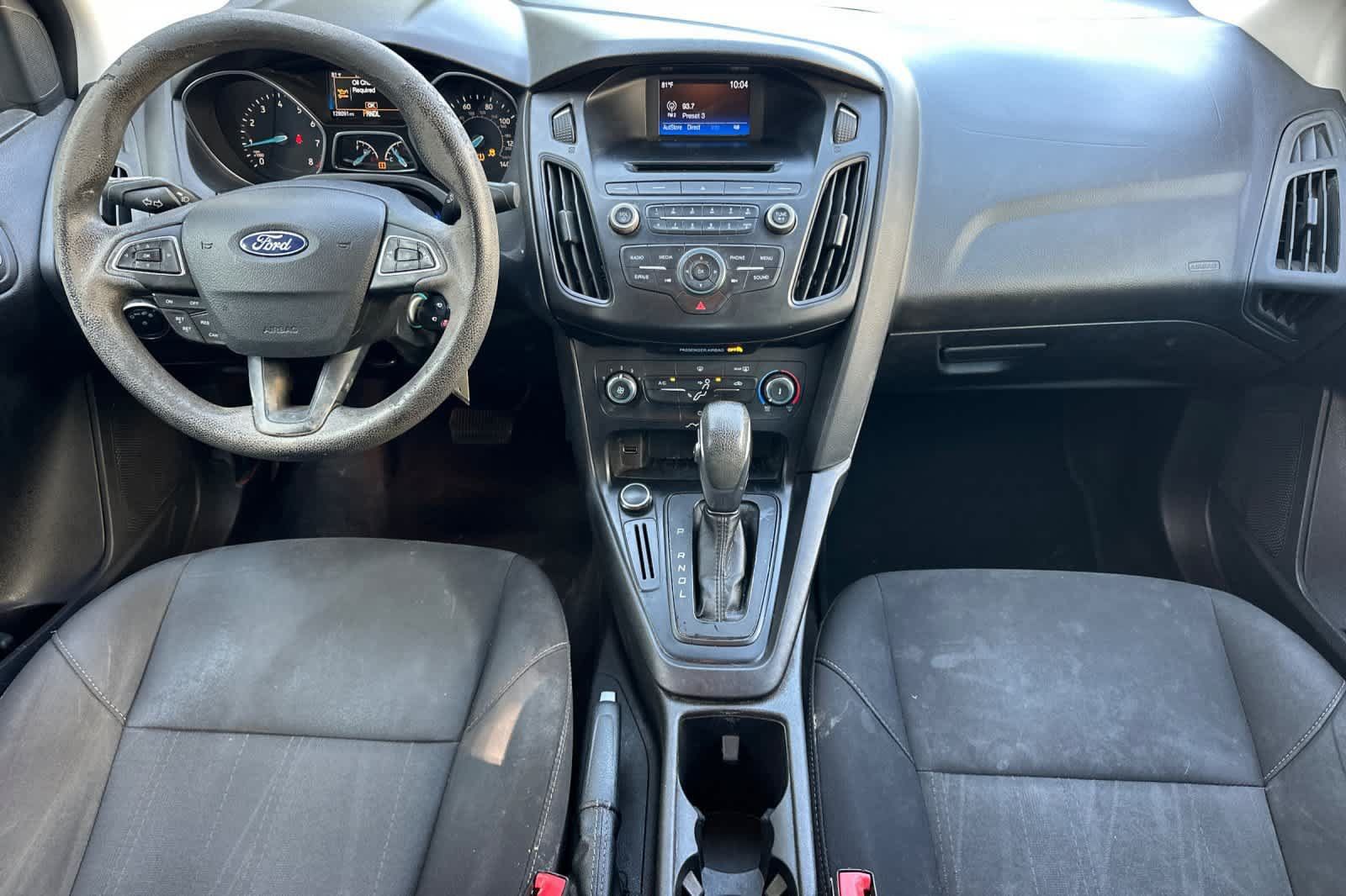 Used 2017 Ford Focus SE FWD image 4