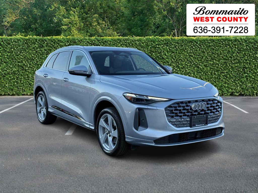 Used 2026 Audi Q5 Premium Plus w/ Premium Plus AWD/4WD image 1