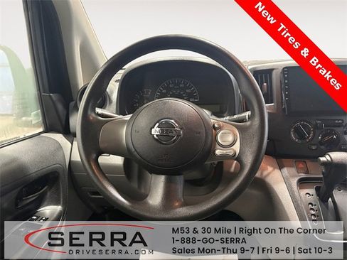 Used 2016 Nissan NV200 SV w/ Exterior Appearance Package image 10