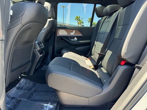 Certified 2024 Mercedes-Benz GLS 450 4MATIC image 16