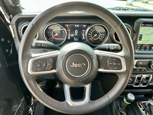 Used 2023 Jeep Gladiator Overland AWD/4WD image 32