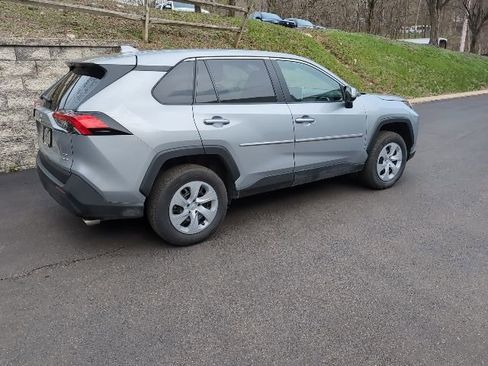Used 2025 Toyota RAV4 LE image 3