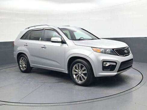 Used 2012 Kia Sorento SX w/ SX Premium Pkg image 2
