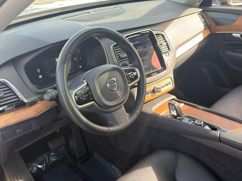 Used 2023 Volvo XC90 B6 Plus w/ Protection Package Premier image 15