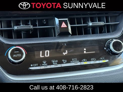 Used 2020 Toyota Corolla LE FWD image 27