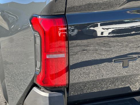 New 2026 Toyota Tacoma SR image 31