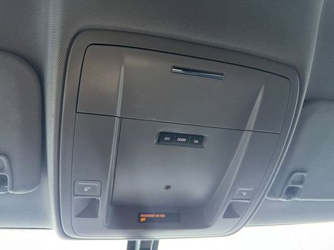 Used 2017 Chevrolet Silverado 1500 LT w/ Texas Edition image 26