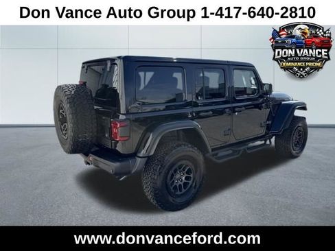 Used 2023 Jeep Wrangler Unlimited Rubicon 392 image 4