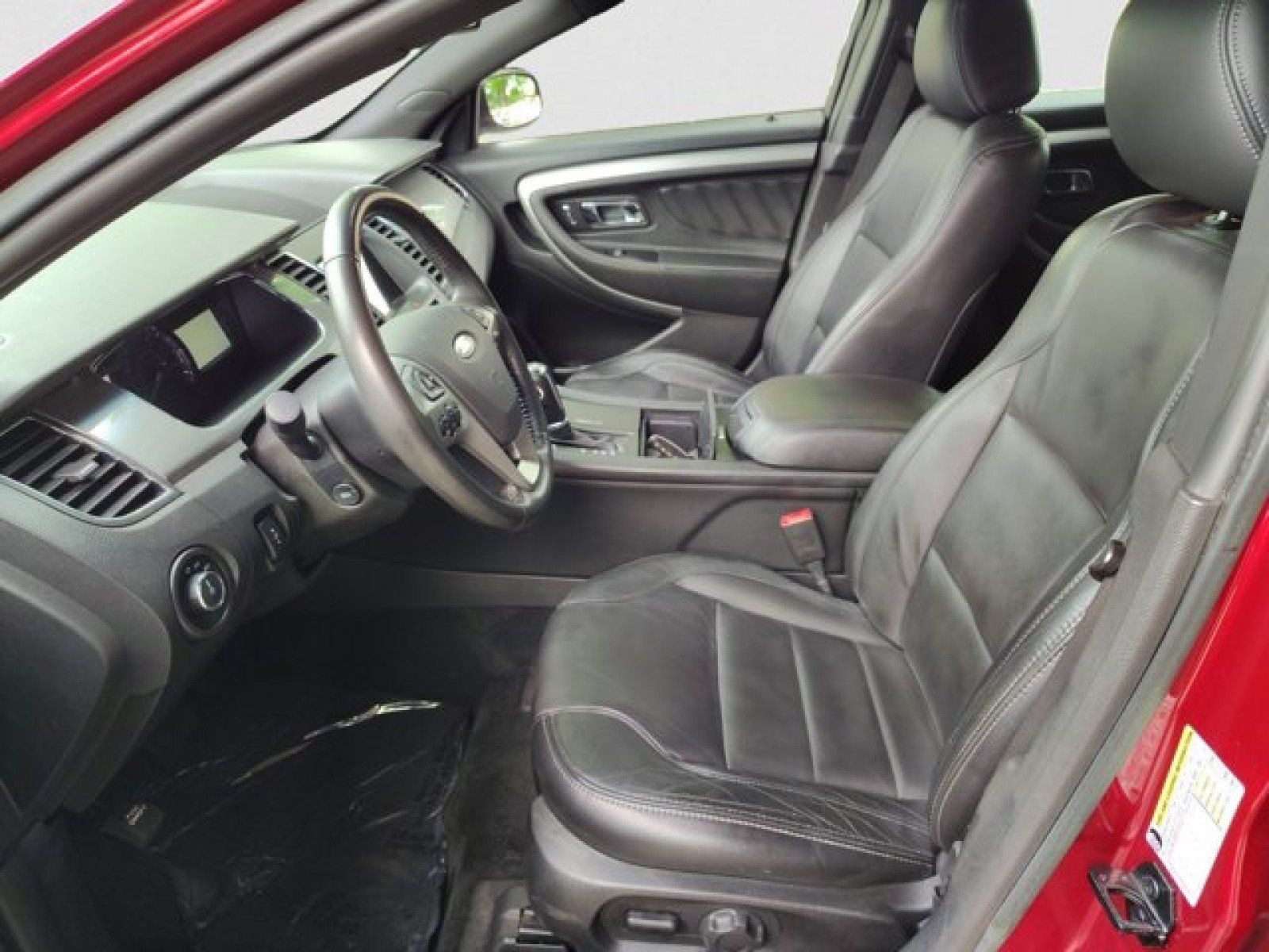 Used 2017 Ford Taurus SEL w/ Equipment Group 201A FWD image 10