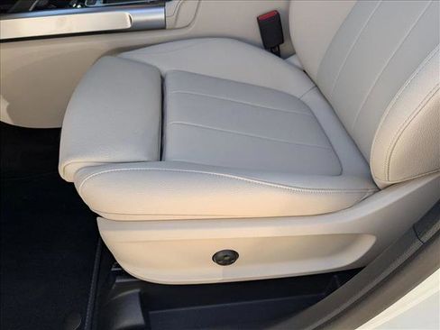 New 2025 Mercedes-Benz GLB 250 GLB 250 image 4